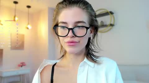 Alex online show from 09-11-25, 01:49