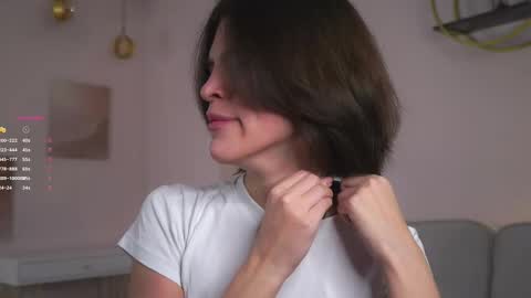 Alex online show from 11-26-25, 01:06