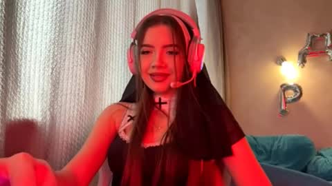Ava online show from 10-04-25, 03:15