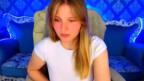 shelmahanni online show from 04-21-26, 01:39