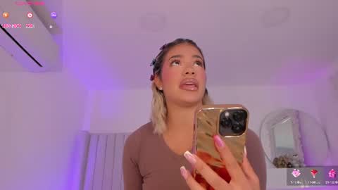 shelynna_azzul online show from 06-27-26, 12:33