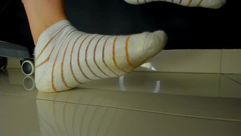 .. Sherilk .. online show from 12-19-24, 11:29