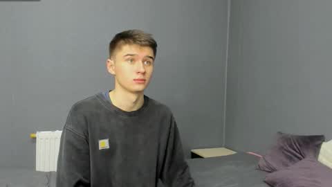 Max online show from 11-14-25, 07:56