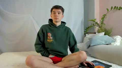 Max online show from 03-27-26, 06:40