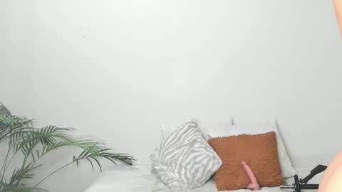 Snapshot of sherlyn_adams69 chatting on 02-12-25, 02:45 Sherlyn Adams online show from 02-12-25, 02:45