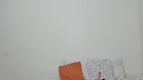 Snapshot of sherlyn_adams69 chatting on 10-14-25, 09:43 Sherlyn Adams online show from 10-14-25, 09:43