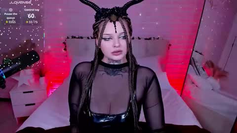 sherri_martinez online show from 10-06-25, 03:42