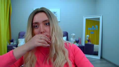 Sherry online show from 04-01-26, 01:41