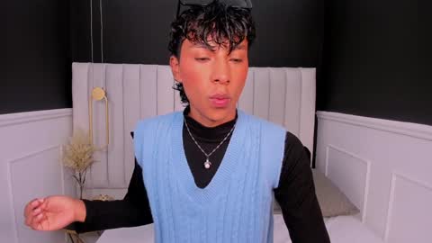 Snapshot of sheryl_sss chatting on 01-15-25, 12:47 Sheryl online show from 01-15-25, 12:47