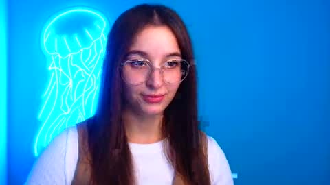 Snapshot of sheryl_sweet chatting on 12-08-24, 06:50 Sheryl online show from 12-08-24, 06:50