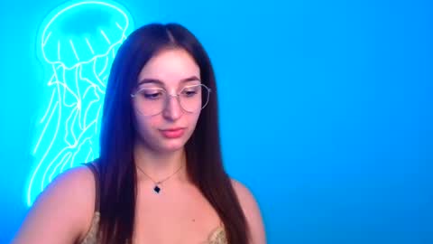 Snapshot of sheryl_sweet chatting on 12-15-24, 06:59 Sheryl online show from 12-15-24, 06:59