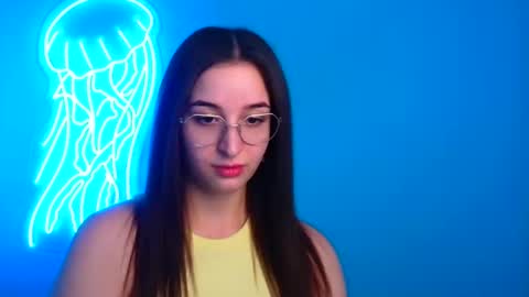 Snapshot of sheryl_sweet chatting on 02-08-25, 09:24 Sheryl online show from 02-08-25, 09:24