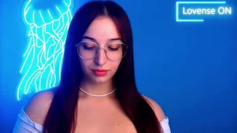 Snapshot of sheryl_sweet chatting on 10-03-25, 11:18 Sheryl online show from 10-03-25, 11:18