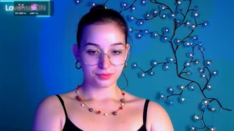 Snapshot of sheryl_sweet chatting on 10-11-25, 05:28 Sheryl online show from 10-11-25, 05:28