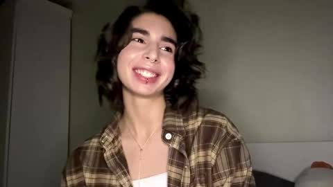 Amy online show from 05-10-26, 12:54