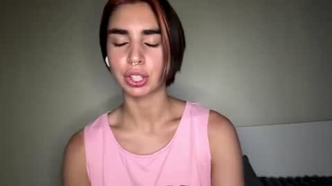 Snapshot of sheryllmafua chatting on 08-04-26, 11:24 Amy online show from 08-04-26, 11:24
