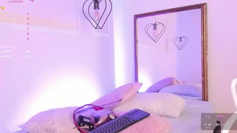 Sheryl Rose  online show from 03-05-25, 03:29