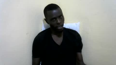 Snapshot of shikwekwe chatting on 02-21-25, 11:21 Collorewamadeals online show from 02-21-25, 11:21