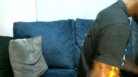 Snapshot of shikwekwe chatting on 09-26-25, 10:14 Collorewamadeals online show from 09-26-25, 10:14