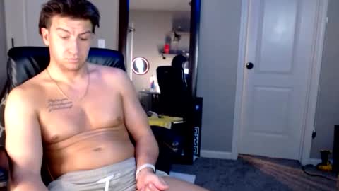 shimmyloe online show from 02-01-26, 01:59