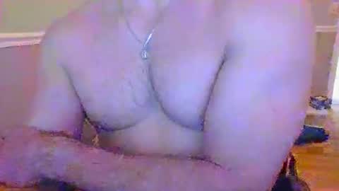 Snapshot of shines08092 chatting on 05-14-26, 03:02 shines08092 online show from 05-14-26, 03:02