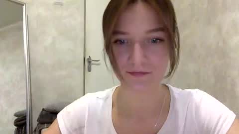 Jesica online show from 11-11-25, 08:42