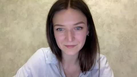 Snapshot of shining_pearl chatting on 04-29-26, 05:30 Jesica online show from 04-29-26, 05:30