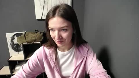 Snapshot of shining_pearl chatting on 05-05-26, 06:10 Jesica online show from 05-05-26, 06:10