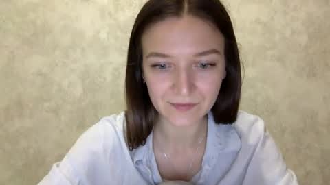 Snapshot of shining_pearl chatting on 05-12-26, 06:16 Jesica online show from 05-12-26, 06:16
