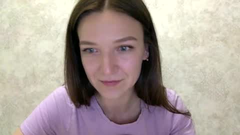 Snapshot of shining_pearl chatting on 06-11-26, 08:29 Jesica online show from 06-11-26, 08:29