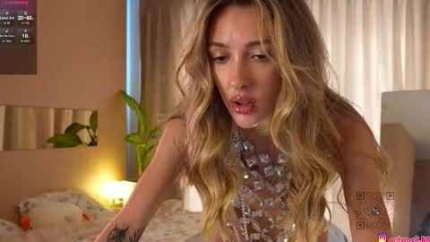 Snapshot of shinyways chatting on 09-16-25, 03:07 Melissa online show from 09-16-25, 03:07