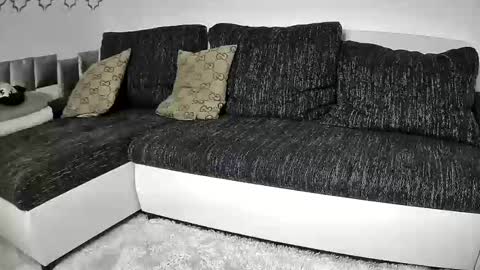 Snapshot of shirina2000 chatting on 12-01-25, 11:48 Shirina online show from 12-01-25, 11:48