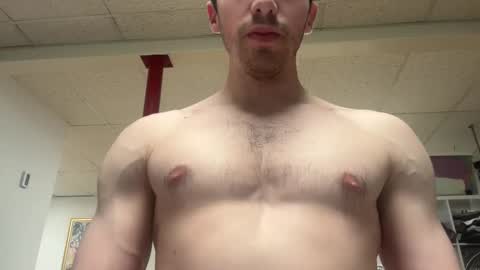 Snapshot of shirtlesshunk15 chatting on 02-28-26, 01:45 shirtlesshunk15 online show from 02-28-26, 01:45