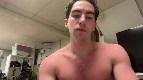 shirtlesshunk15 online show from 06-16-26, 08:33