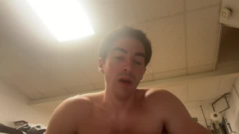 Snapshot of shirtlesshunk15 chatting on 07-02-26, 03:23 shirtlesshunk15 online show from 07-02-26, 03:23