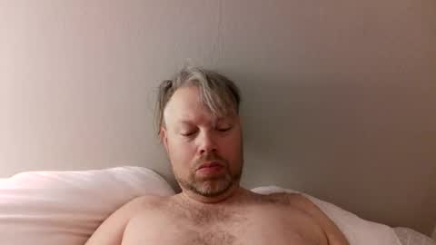 Snapshot of shofixtie chatting on 03-17-26, 12:41 Shofixtie online show from 03-17-26, 12:41