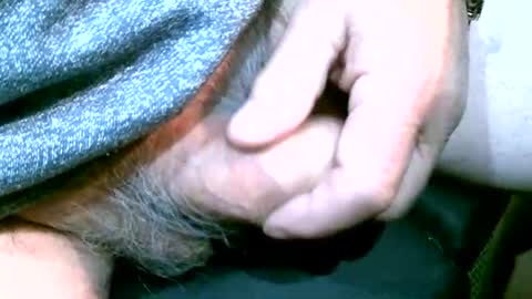 Snapshot of shootertog chatting on 11-24-25, 10:37 shootertog online show from 11-24-25, 10:37