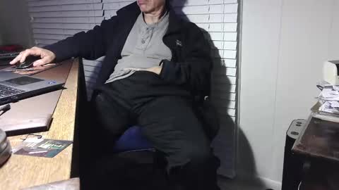 nikolas send dm for an appointment online show from 10-28-25, 02:15