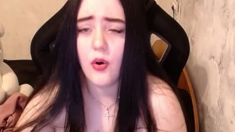 Snapshot of show_for_you chatting on 12-26-24, 02:05 show_for_you online show from 12-26-24, 02:05