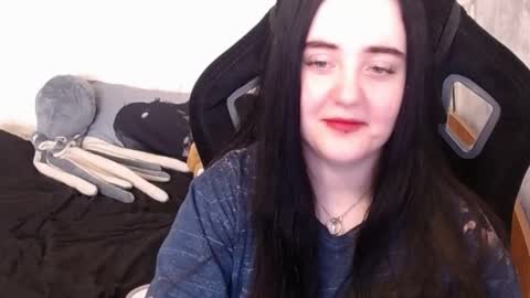 Snapshot of show_for_you chatting on 03-06-25, 08:08 show_for_you online show from 03-06-25, 08:08