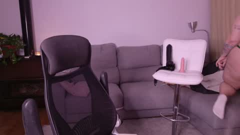 Snapshot of showmebbw chatting on 01-08-25, 06:31 Mimi online show from 01-08-25, 06:31