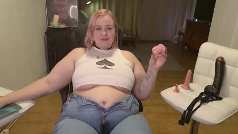 Mimi   online show from 12-13-25, 07:53