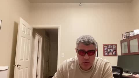 Chicago Guy online show from 12-06-24, 07:21