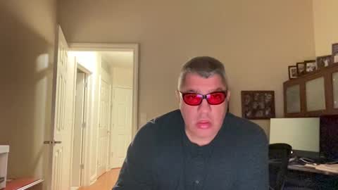 Chicago Guy online show from 12-30-24, 04:20