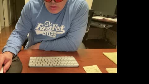 Chicago Guy online show from 04-05-26, 04:20