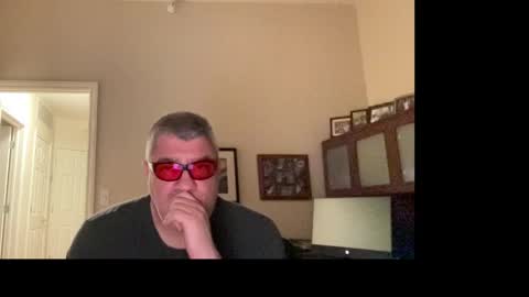 Chicago Guy online show from 04-11-26, 03:33