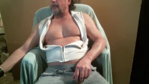 Snapshot of showncumwithme55 chatting on 03-12-26, 04:13 showncumwithme55 online show from 03-12-26, 04:13