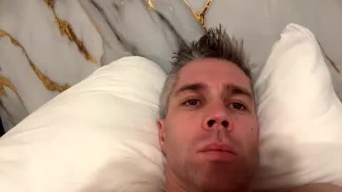 Snapshot of shreddylong chatting on 11-19-25, 01:27 shreddylong online show from 11-19-25, 01:27