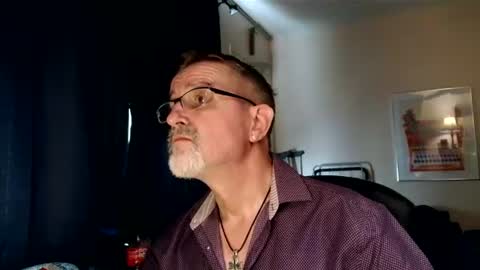 Snapshot of shrewtamer chatting on 07-11-26, 01:08 shrewtamer online show from 07-11-26, 01:08
