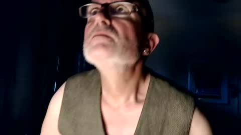 Snapshot of shrewtamer chatting on 07-14-26, 02:16 shrewtamer online show from 07-14-26, 02:16